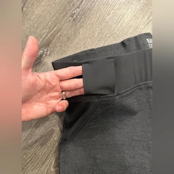 Like new! 5.11 women’s raven range legging tight - Picture 7 of 11